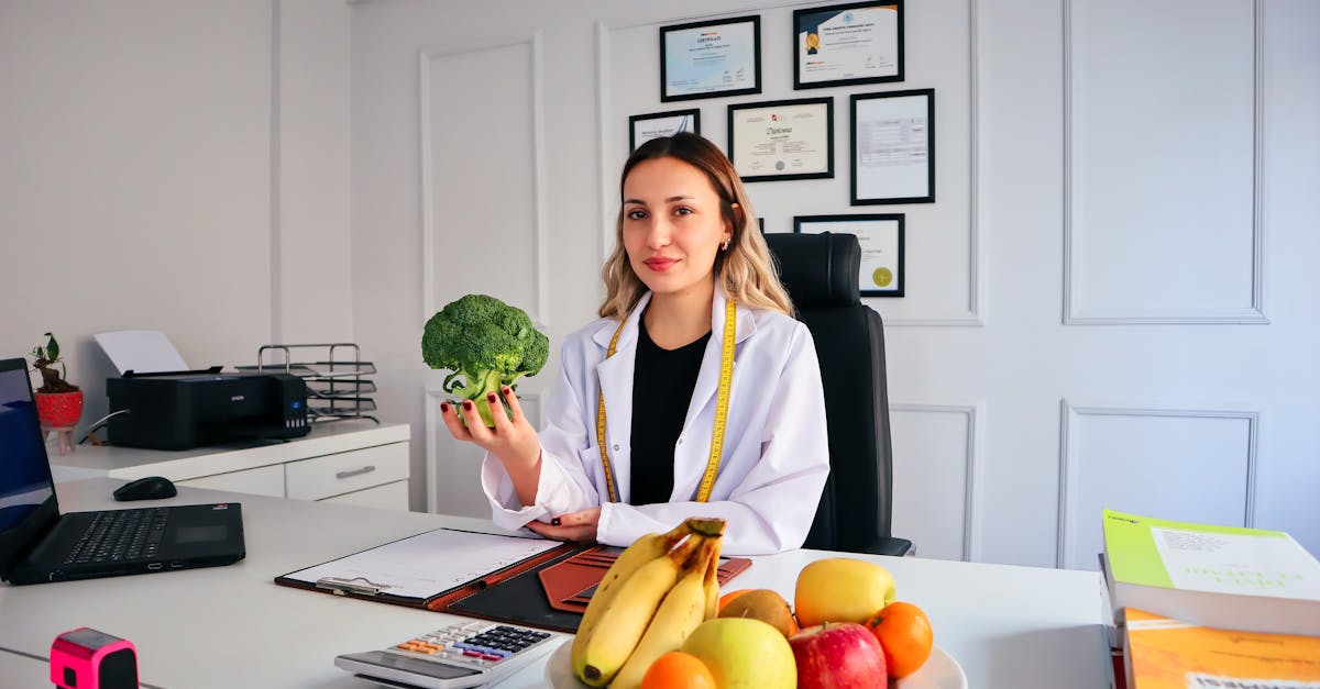 How much does a certified nutritionist make in New York State?